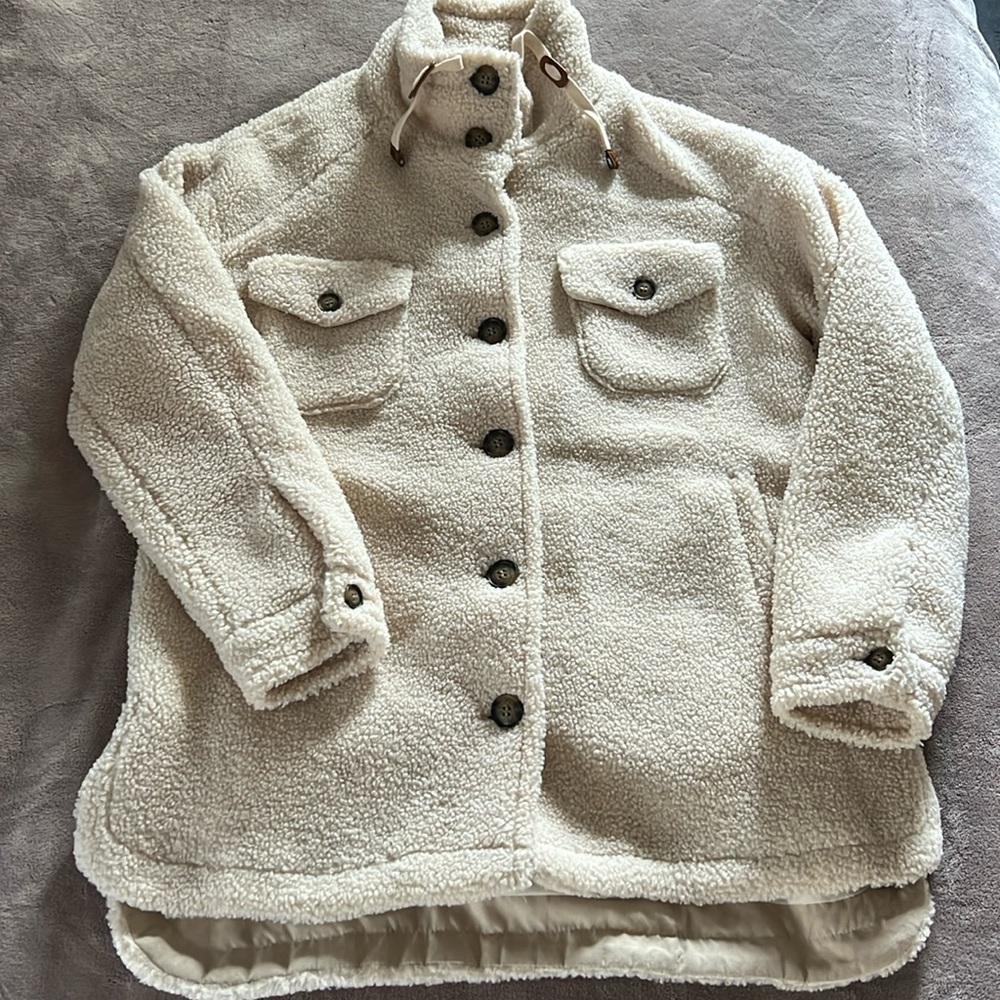 Kookaburra by Ugg Sherpa Shacket Small NWOT